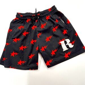 0160 Red Star Pattern Shorts size Medium